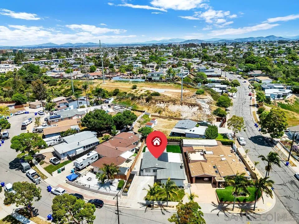 https://cdn.realtyfeed.com/cdn/127/260009755/fa5ee7ee80c881fa94769d370001aeeb.webp