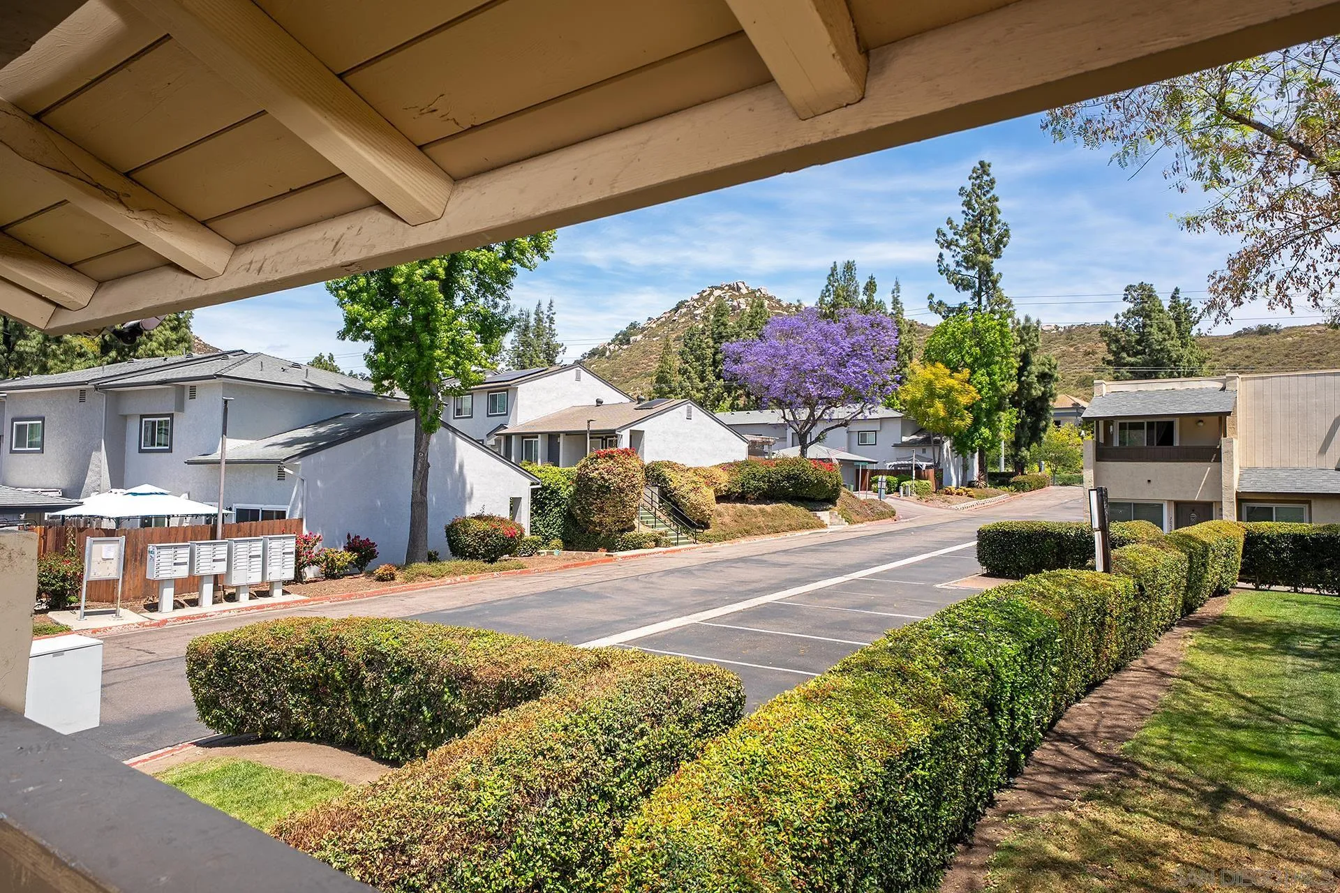 https://cdn.realtyfeed.com/cdn/127/260009757/769382deb90c4c8e6cbaead1f29c9a74.webp
