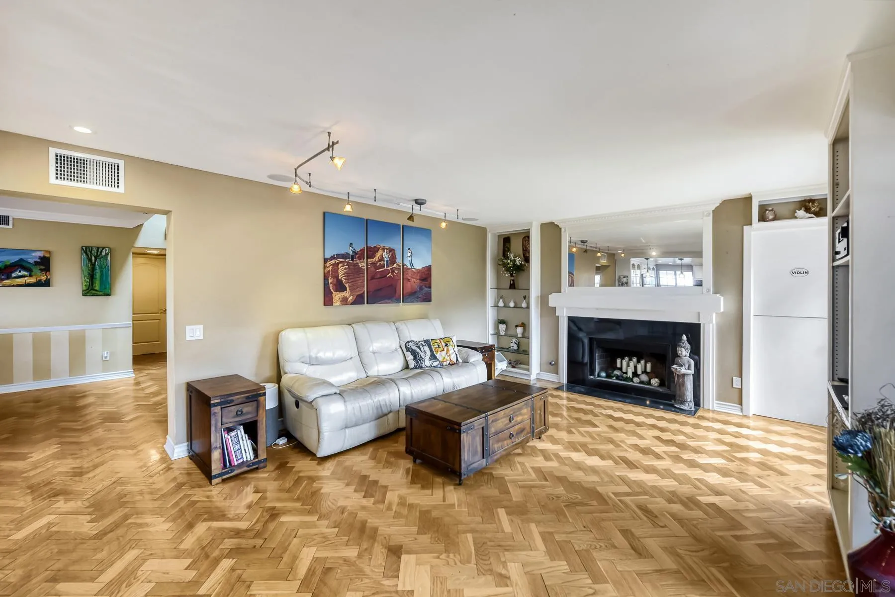 11323 Alejo Lane, San Diego, CA, 92124