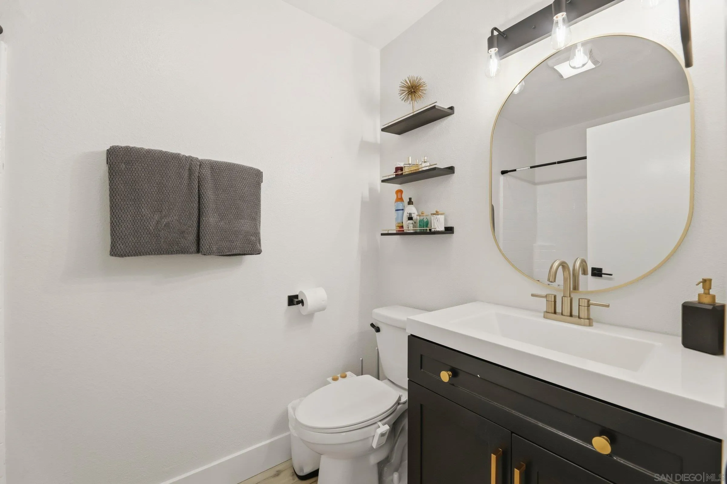 Photo #11: 260009763 Listing: Photo #11