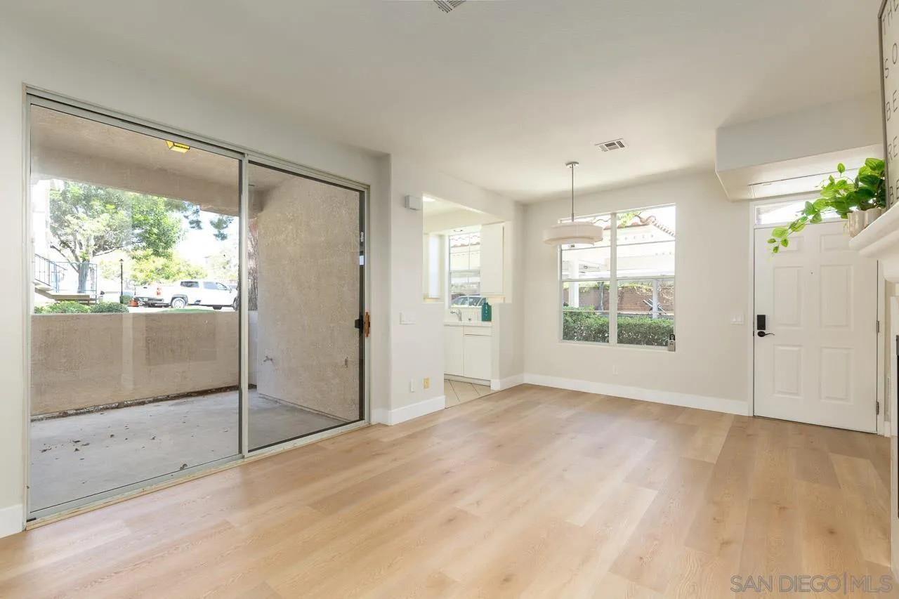 Photo #9: 260009766 Listing: Photo #9