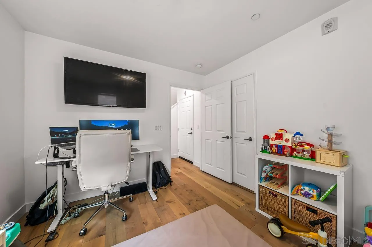 Photo #37: 260009768 Listing: Photo #37