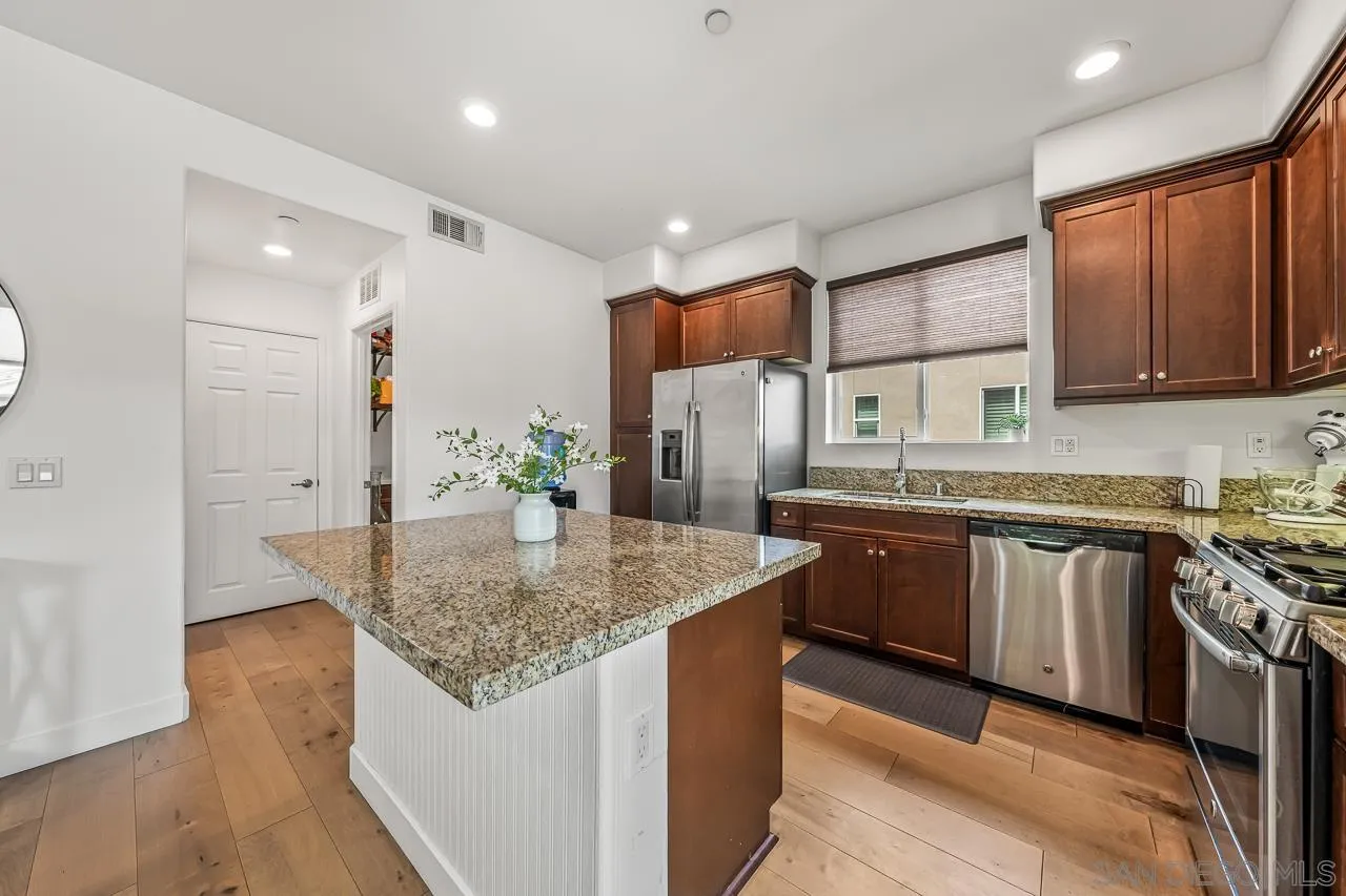 Photo #17: 260009768 Listing: Photo #17