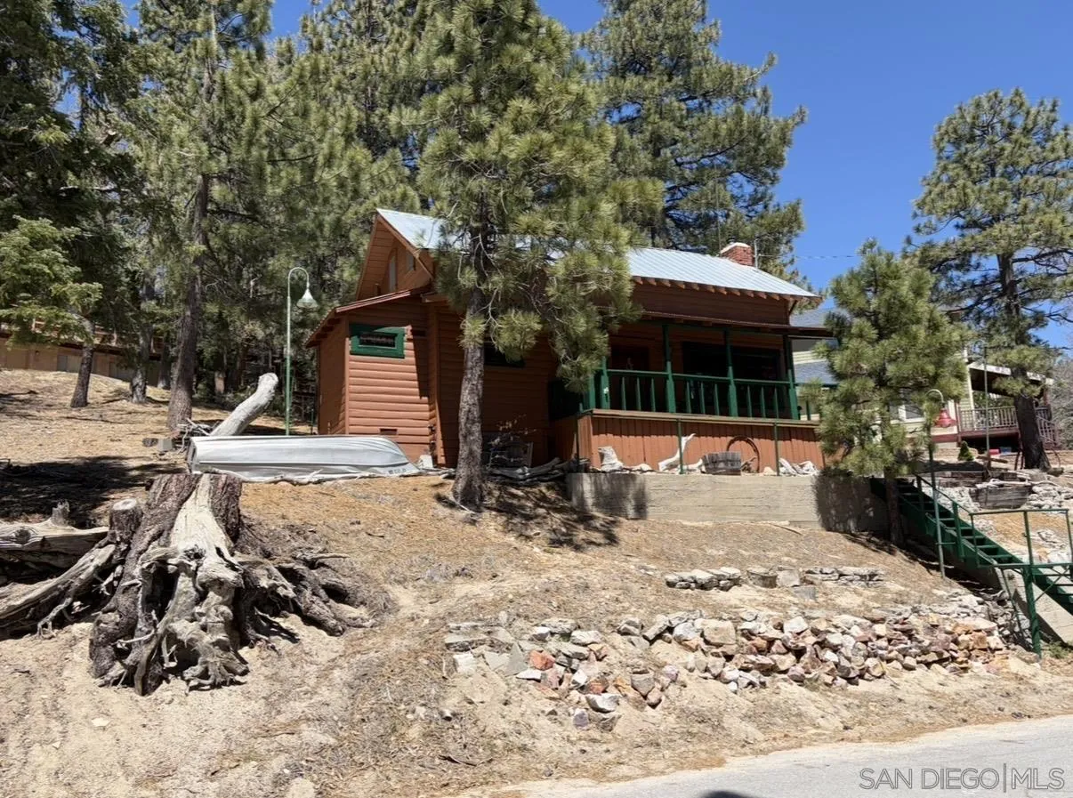 33140 Juniper Lane, Green Valley Lake, CA, 92341