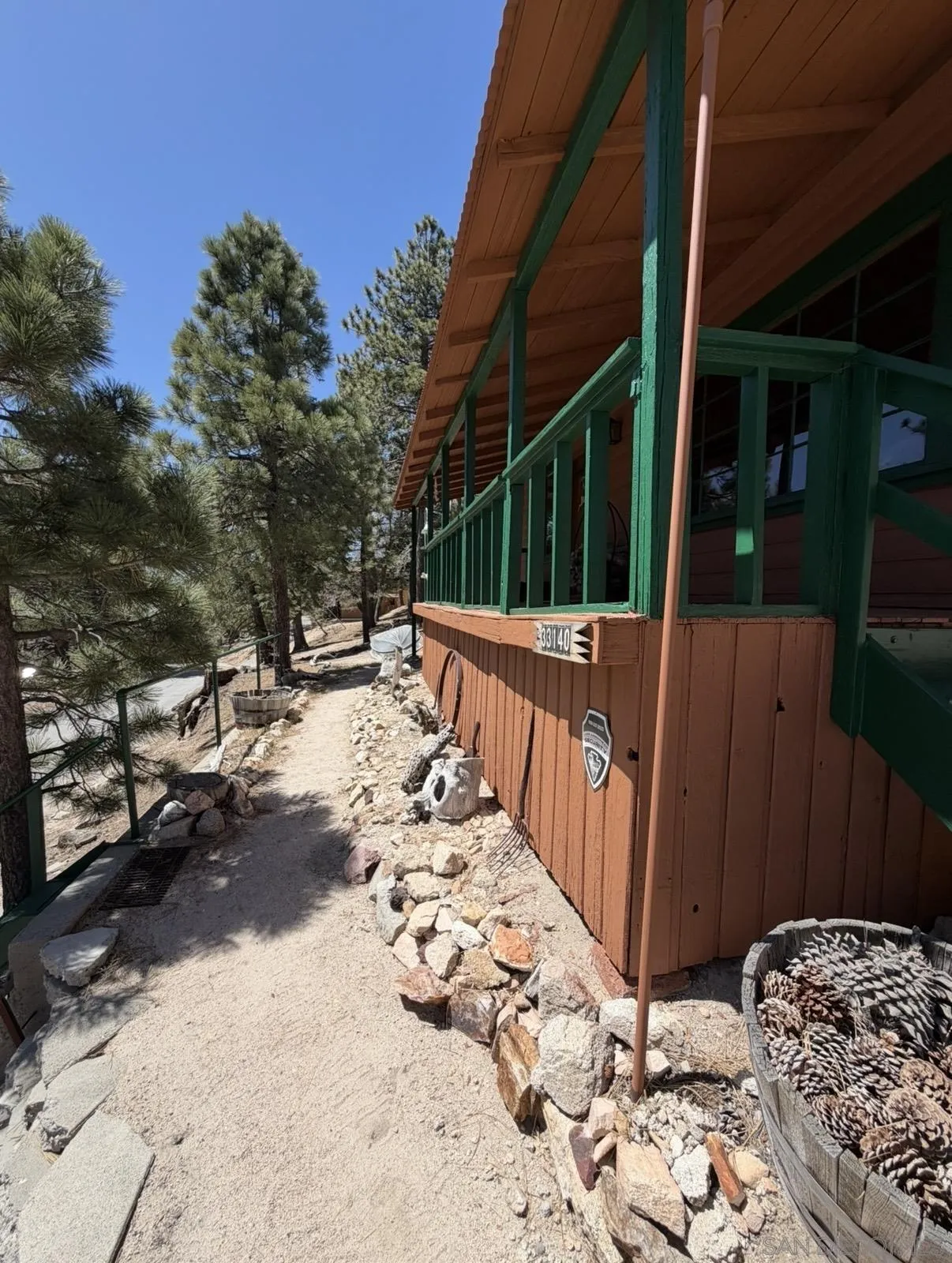33140 Juniper Lane, Green Valley Lake, CA, 92341