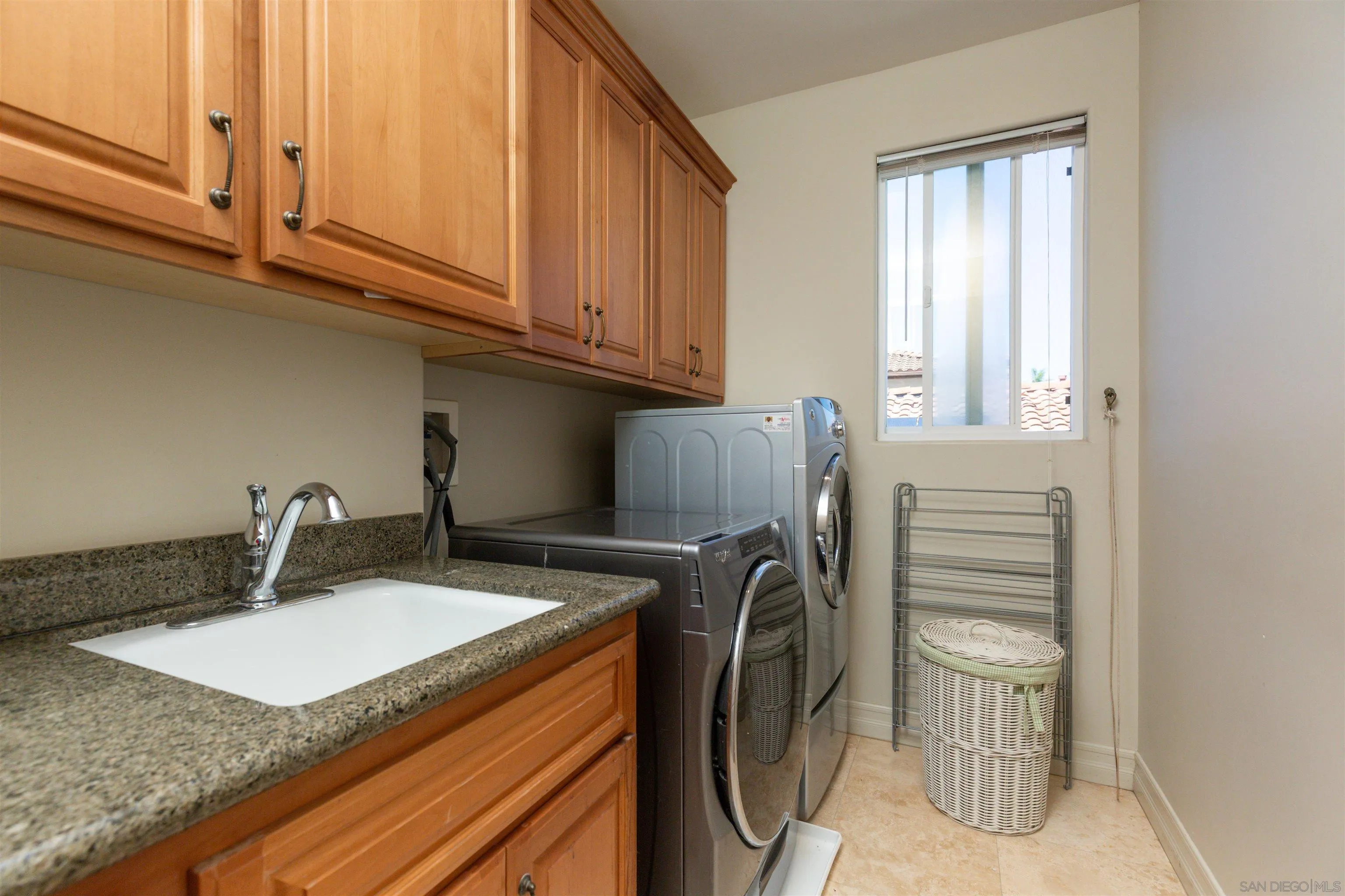 https://cdn.realtyfeed.com/cdn/127/260009780/1c417a27f5aa112c3a40a5138fd92cac.webp