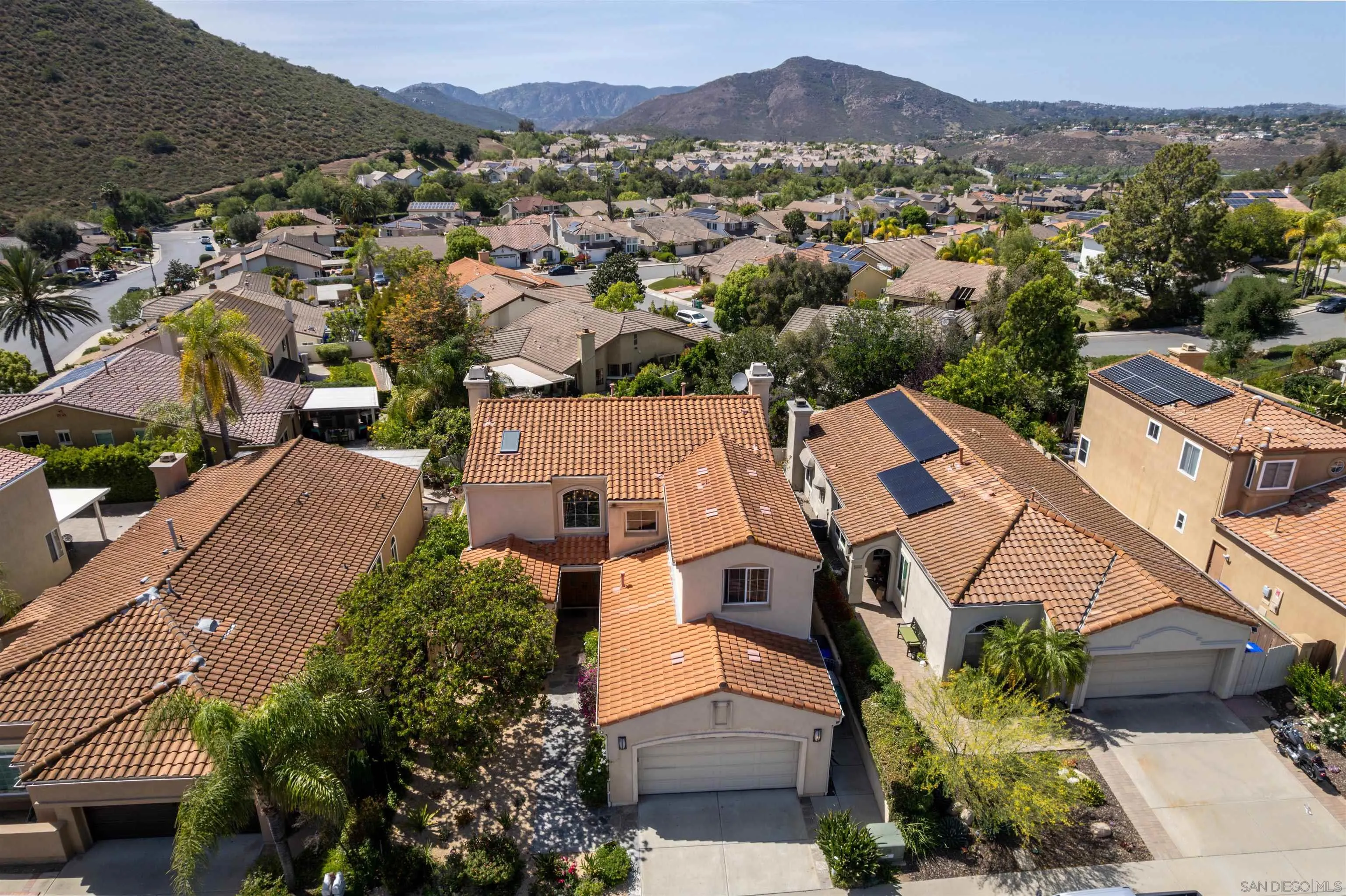 https://cdn.realtyfeed.com/cdn/127/260009780/8d403122791818df04f188028910b793.webp