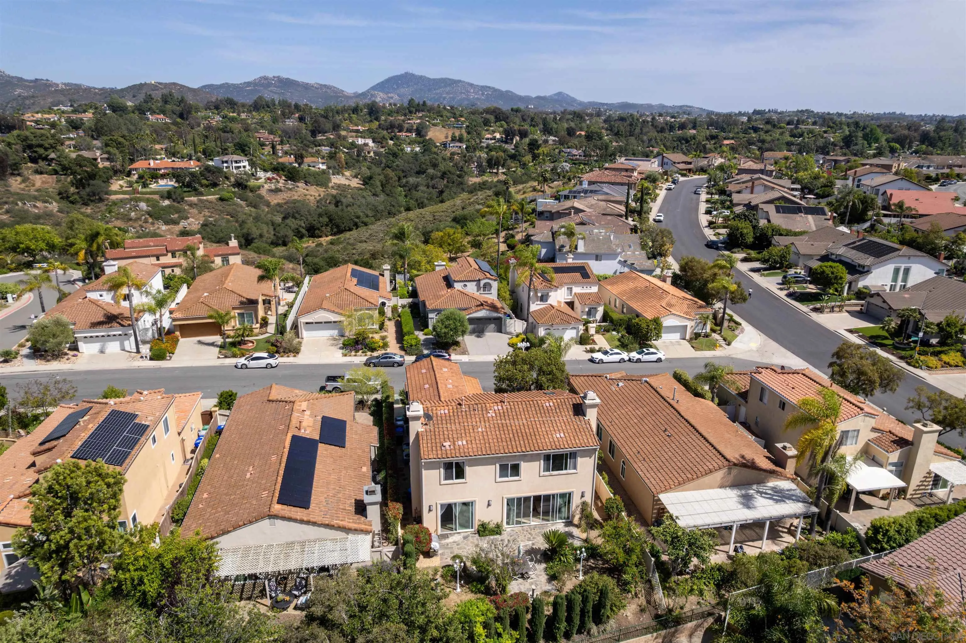 https://cdn.realtyfeed.com/cdn/127/260009780/9a4fa299b22f7386e9eb111f89ba8106.webp