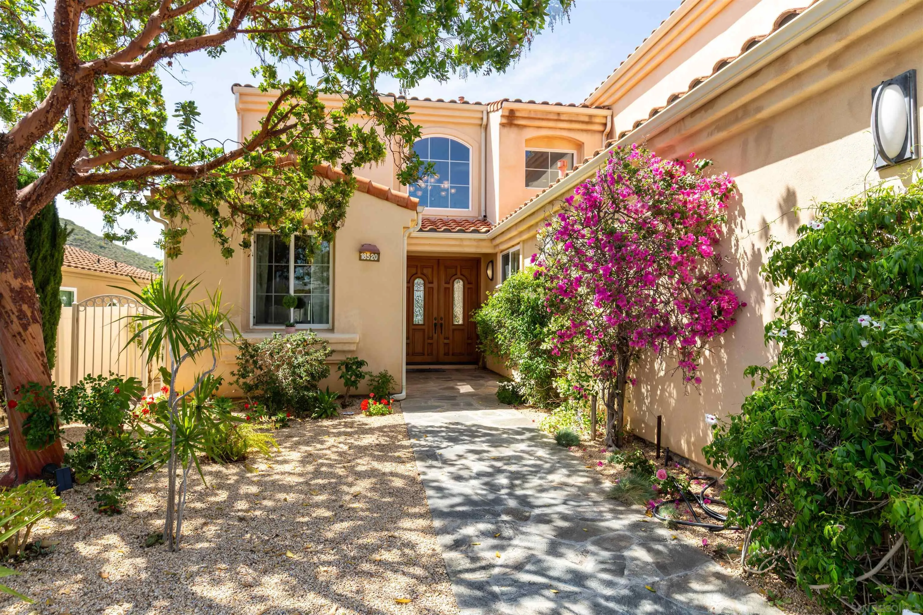 https://cdn.realtyfeed.com/cdn/127/260009780/c28383e79c83c7f3a2bbd8323de16989.webp