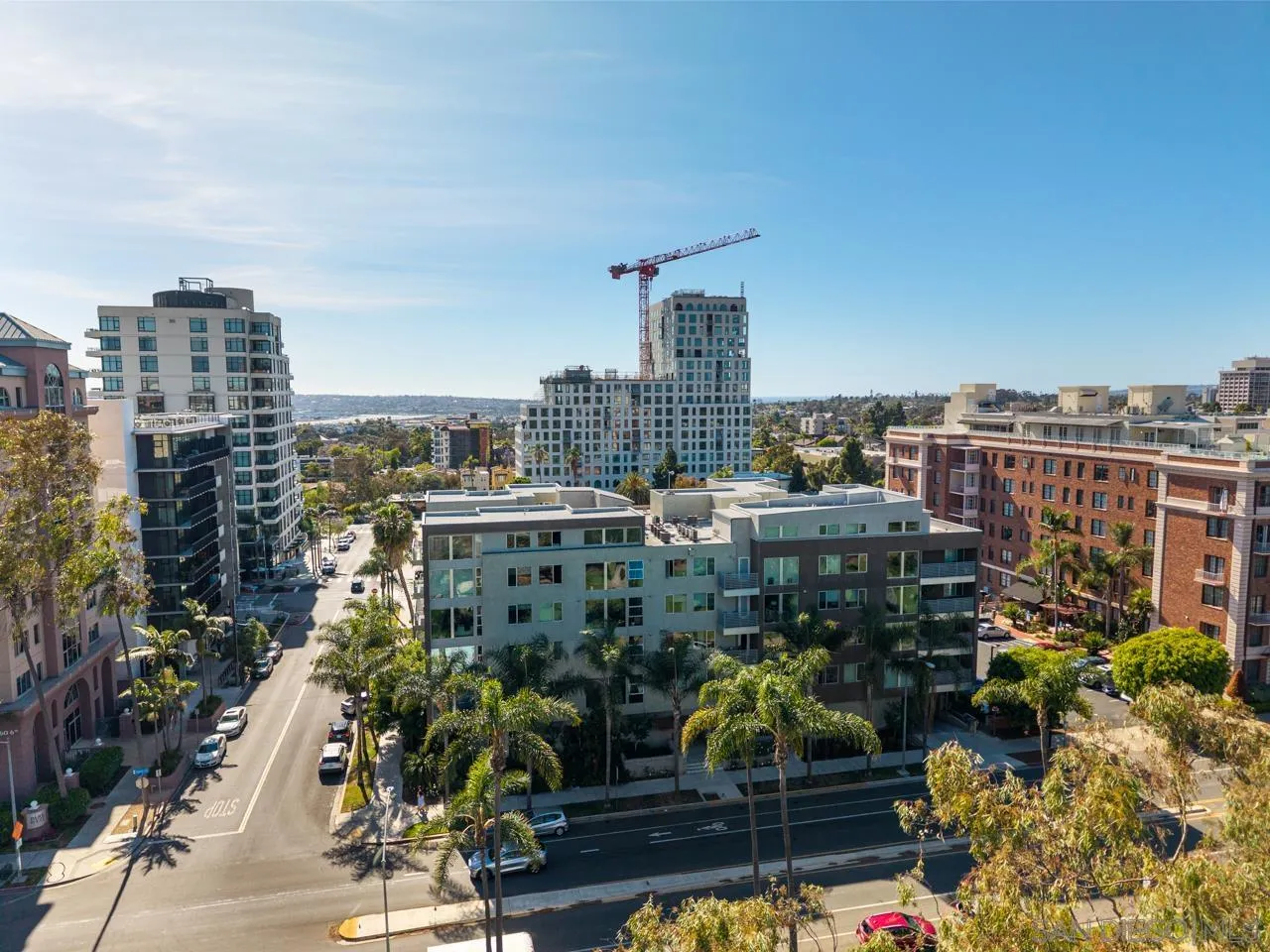 https://cdn.realtyfeed.com/cdn/127/260009784/58f78acaa90a0b40616a55ed603dc65d.webp