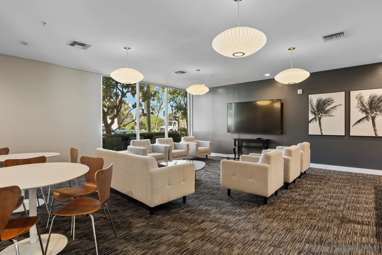 https://cdn.realtyfeed.com/cdn/127/260009784/8359ecc5ab6c39c8020631bfd2b24a67.webp