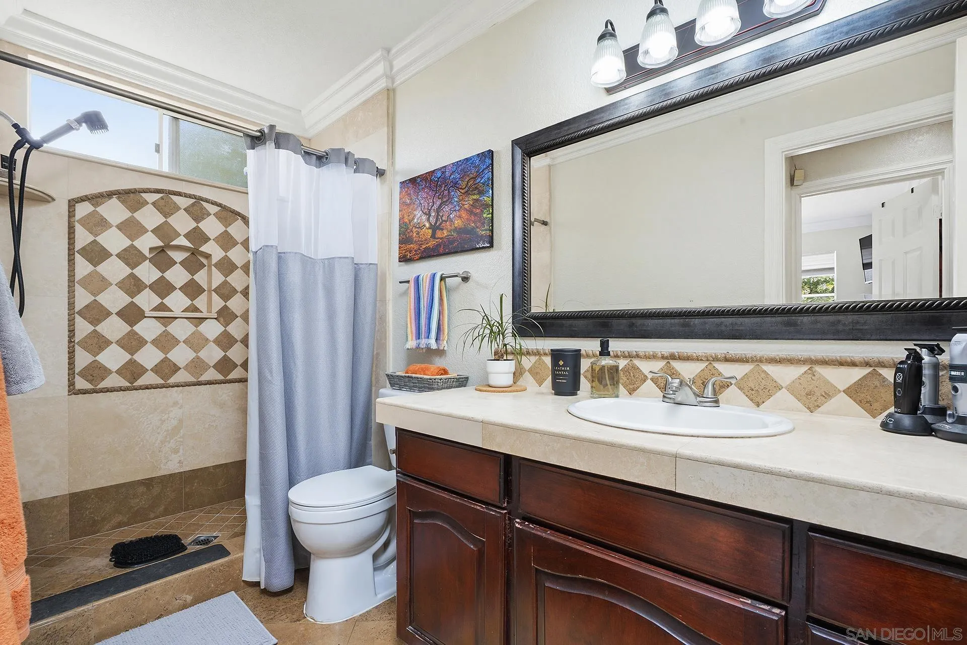 https://cdn.realtyfeed.com/cdn/127/260009790/60c4890049414d02dffbe026b817d424.webp