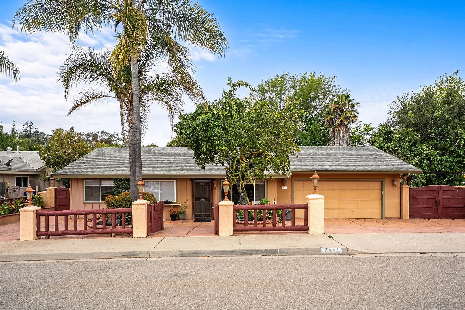 https://cdn.realtyfeed.com/cdn/127/260009790/c9335e359f041ba60d06ee833941d051.webp
