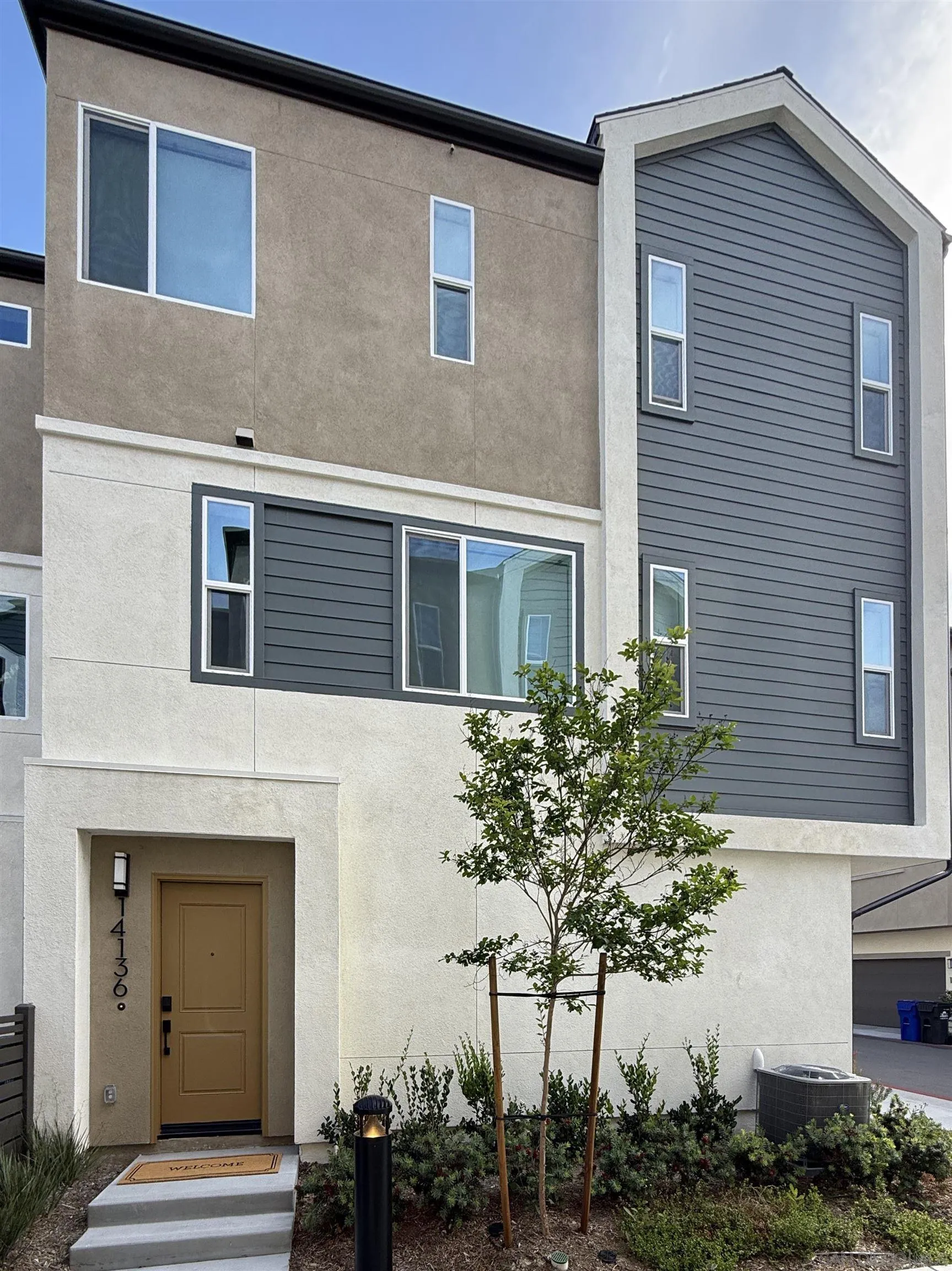 Photo #2: 260009798 Listing: Photo #2