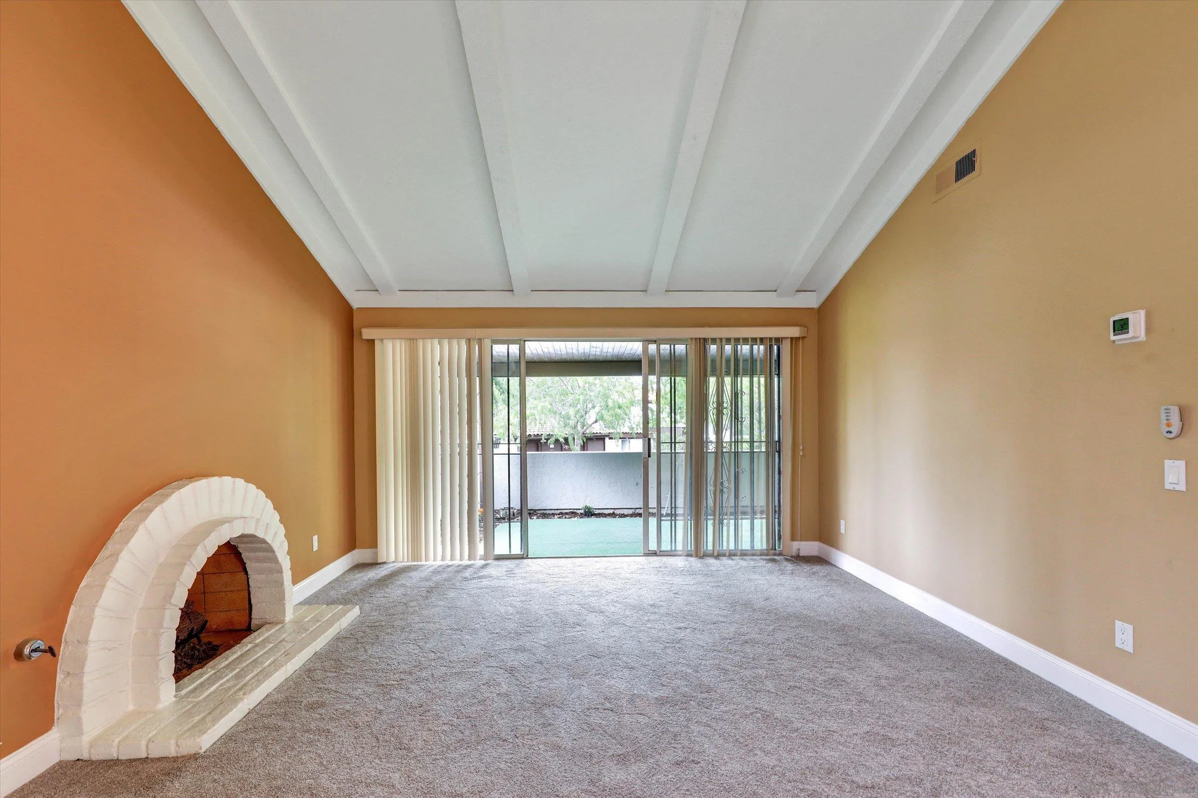 Photo #3: 260009799 Listing: Photo #3
