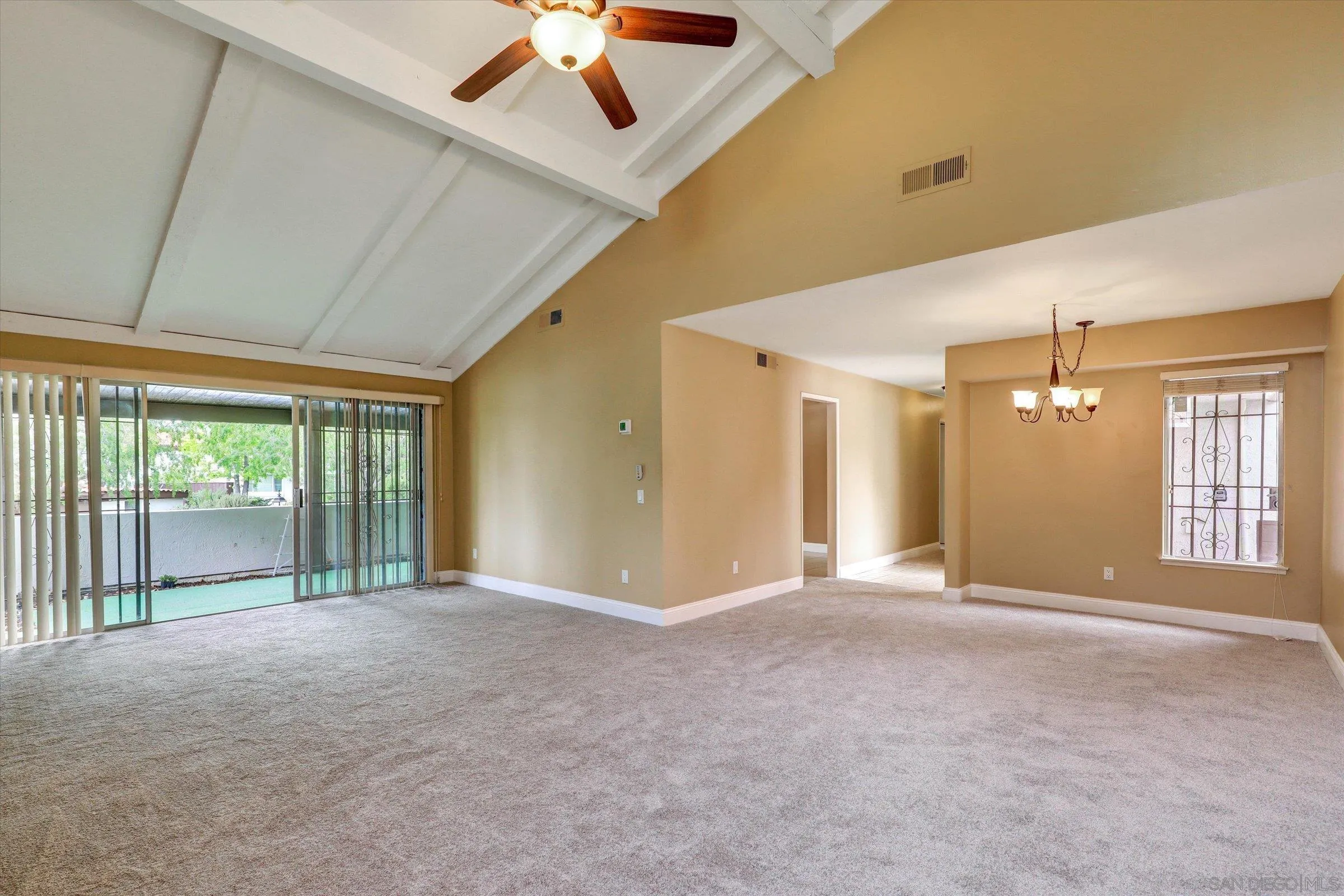 2936 Buena Creek, Vista, CA, 92084
