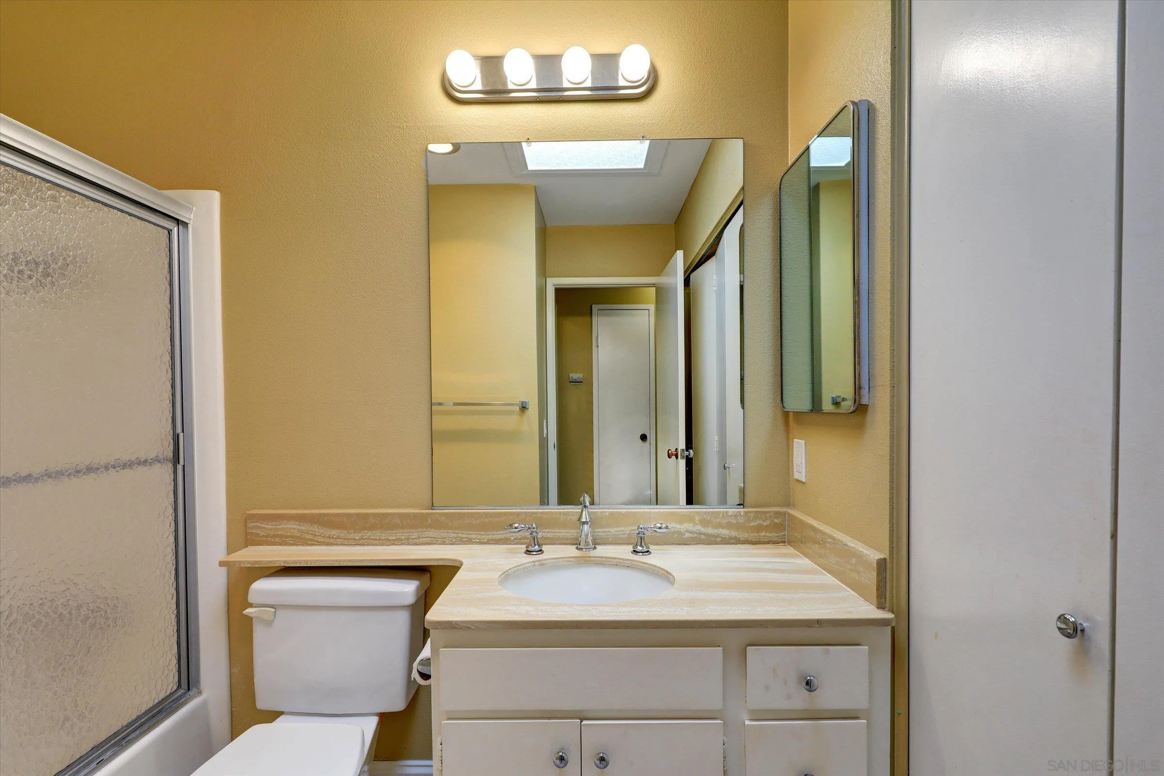 Photo #16: 260009799 Listing: Photo #16