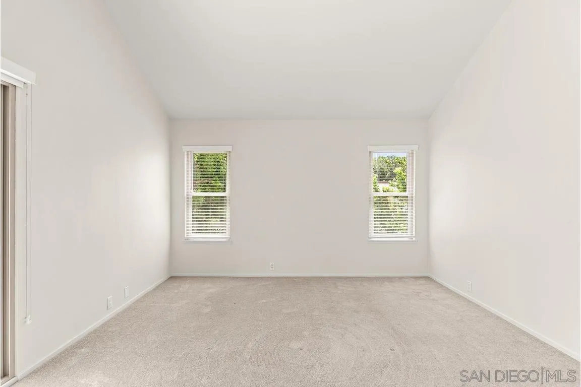 https://cdn.realtyfeed.com/cdn/127/260009800/183777054929e305046680b42c843842.webp