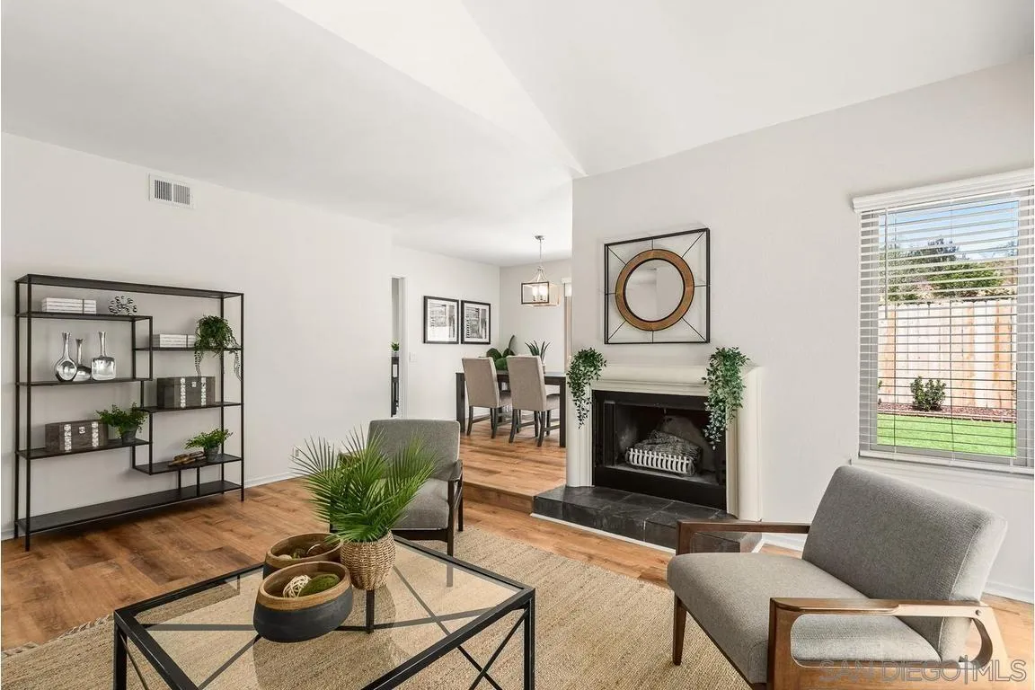 https://cdn.realtyfeed.com/cdn/127/260009800/98a225db8d28034d24c30b231fda11e6.webp