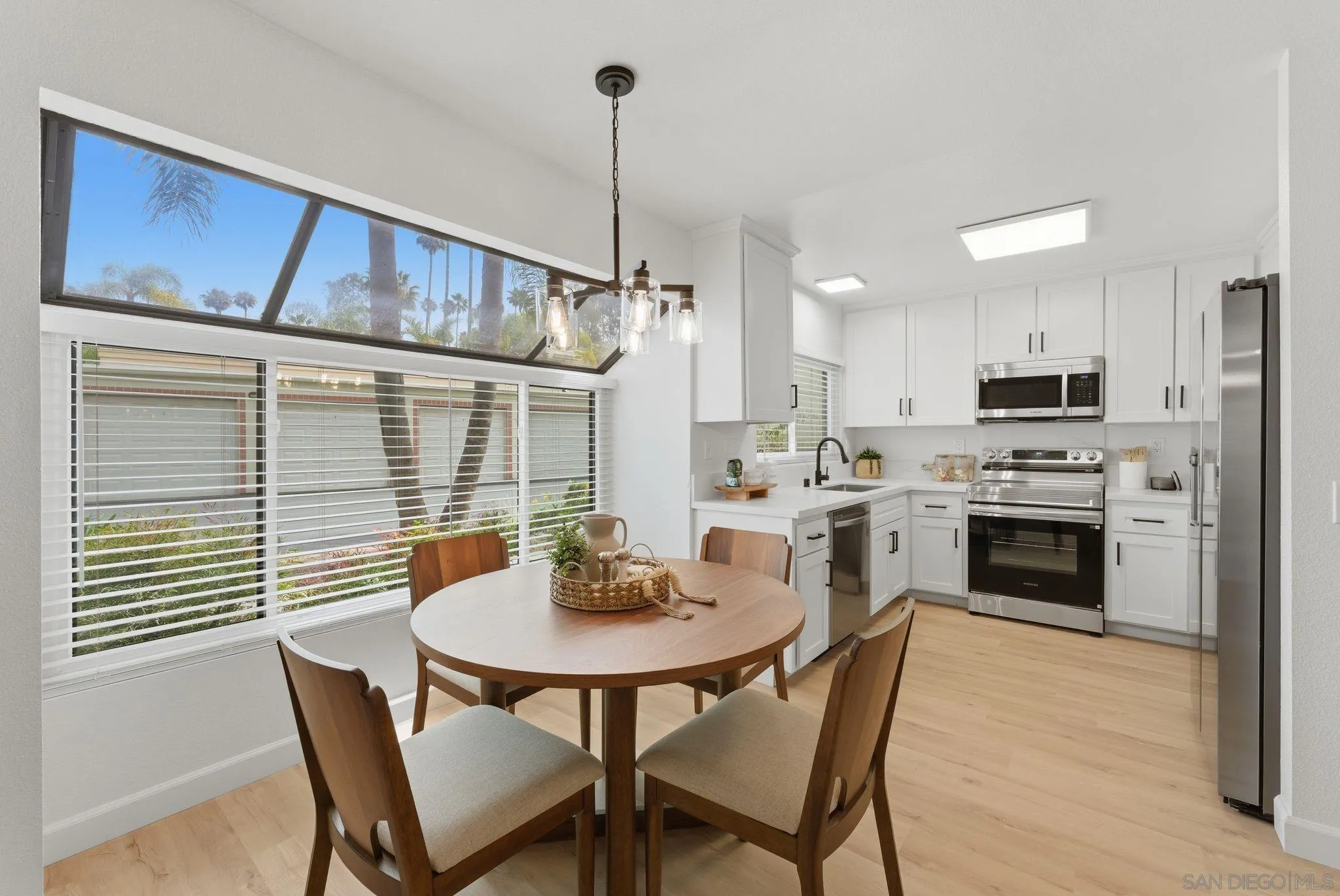 Photo #5: 260009803 Listing: Photo #5