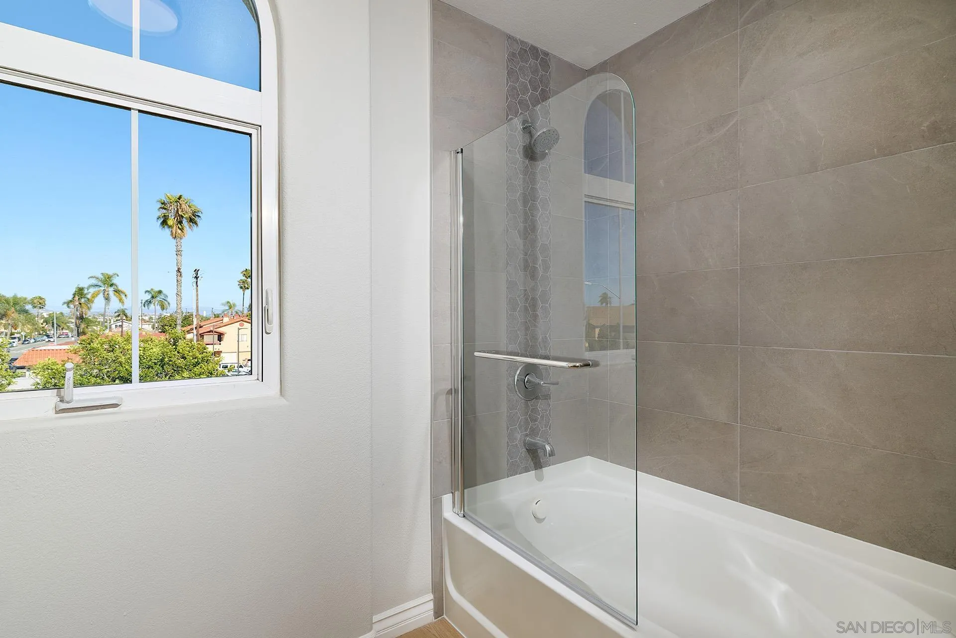 Photo #10: 260009805 Listing: Photo #10