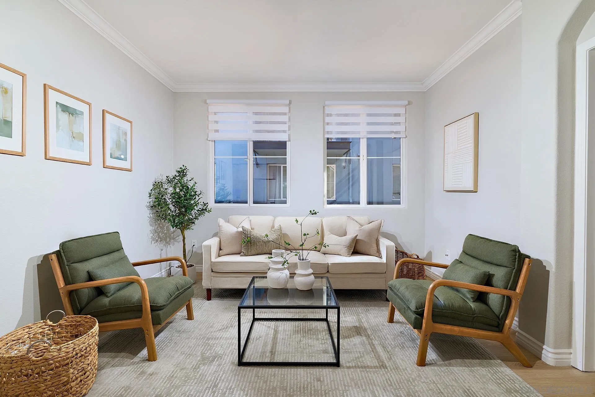 Photo #4: 260009805 Listing: Photo #4