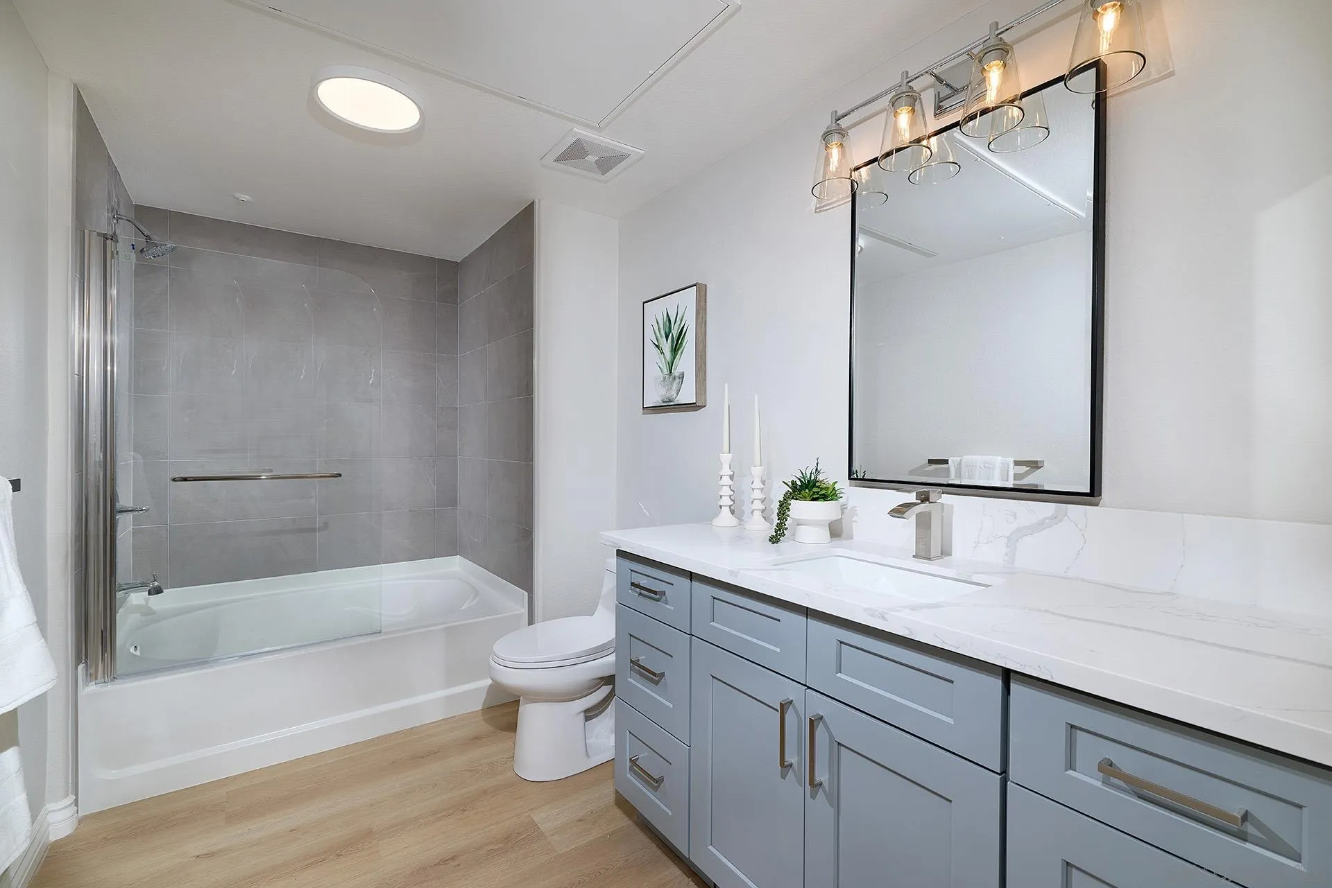 Photo #8: 260009805 Listing: Photo #8