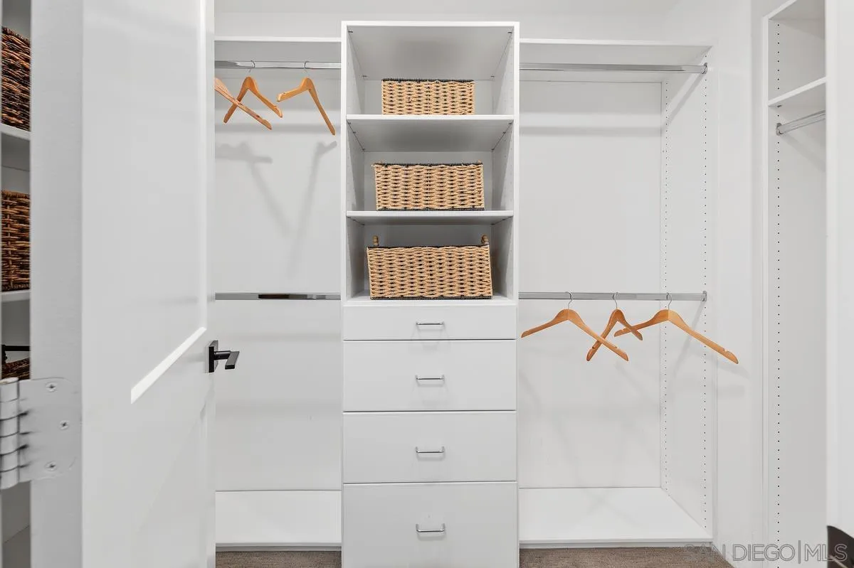 Photo #9: 260009810 Listing: Photo #9