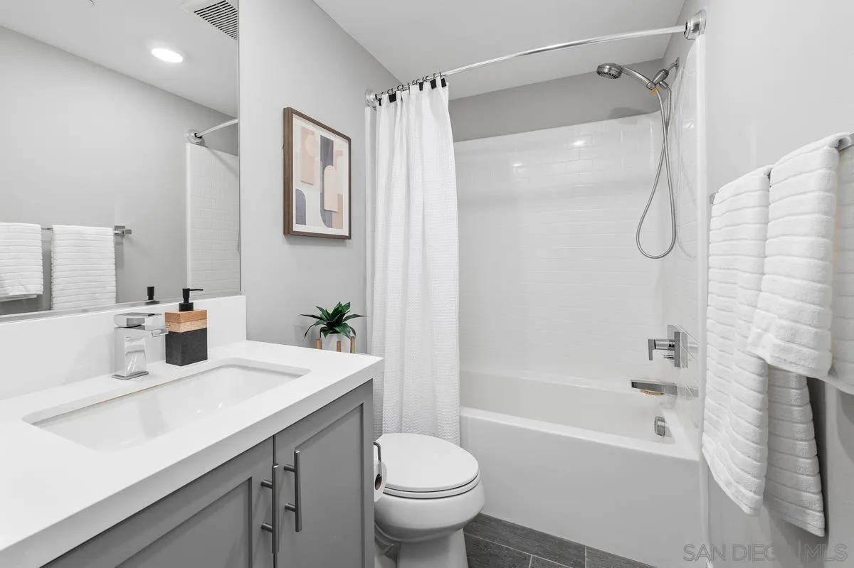 Photo #11: 260009810 Listing: Photo #11