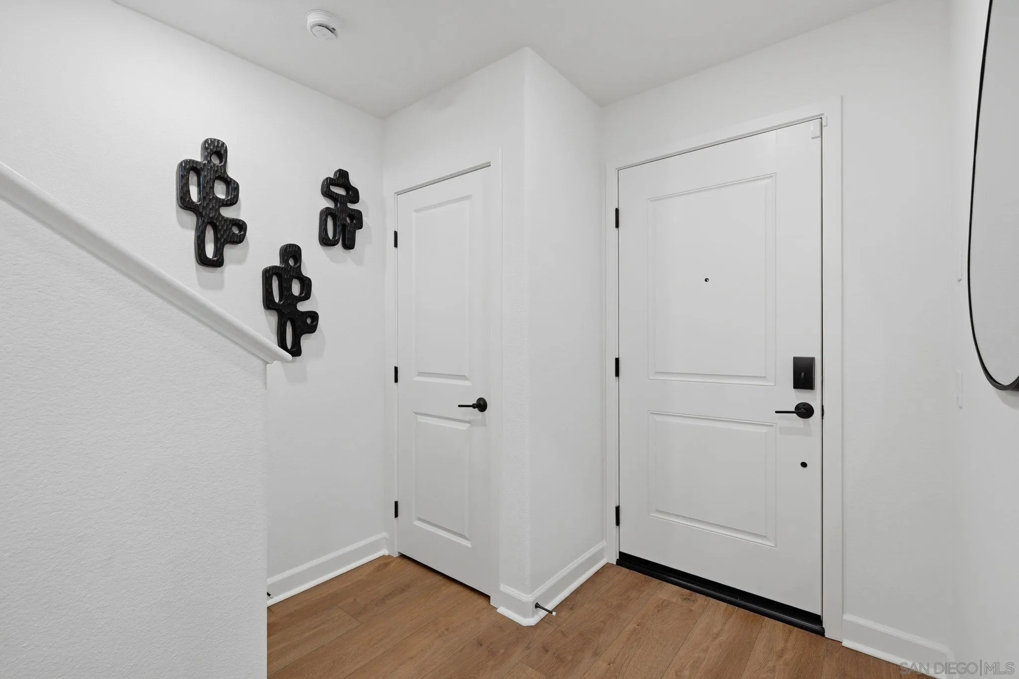 https://cdn.realtyfeed.com/cdn/127/260009812/43c8ab0f45e6ddbcbbfcfdb076e3597b.webp