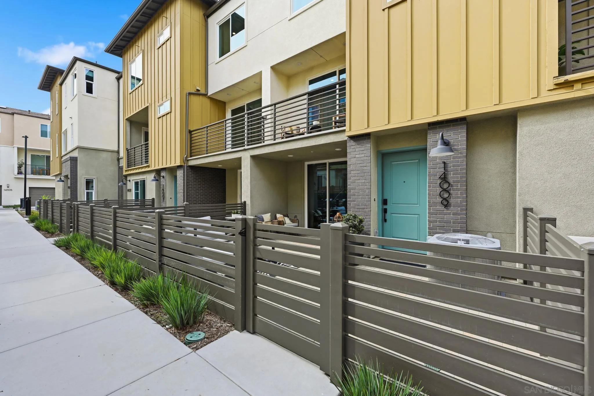 Photo #2: 260009813 Listing: Photo #2