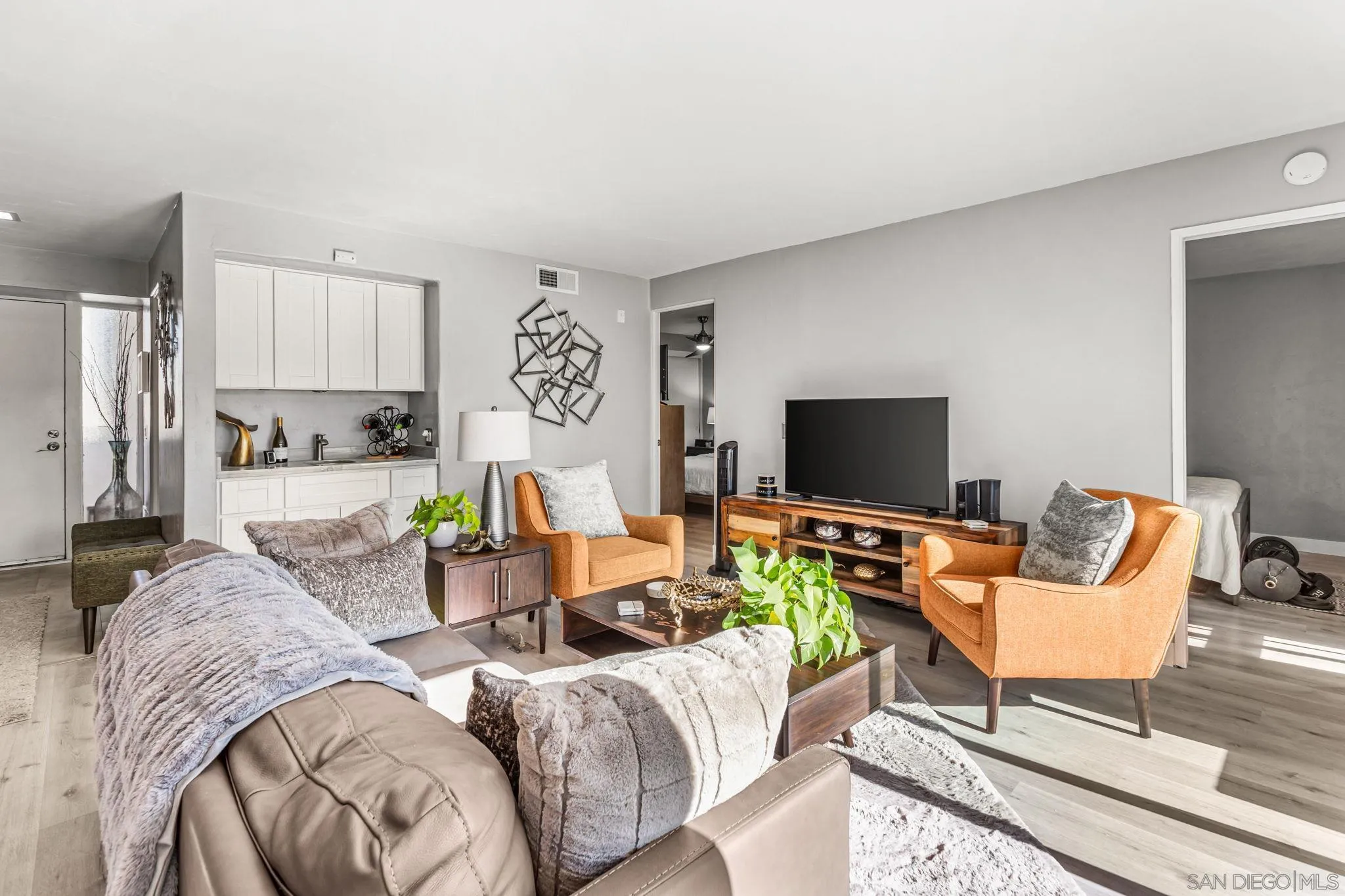 Photo #9: 260009820 Listing: Photo #9