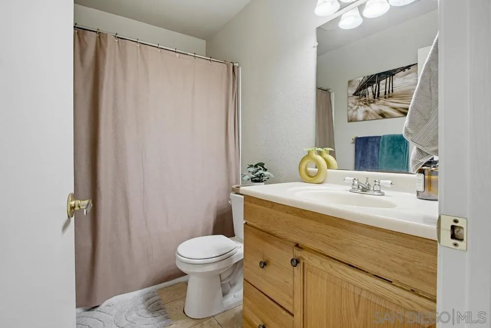 431 Nantucket, Escondido, CA, 92027