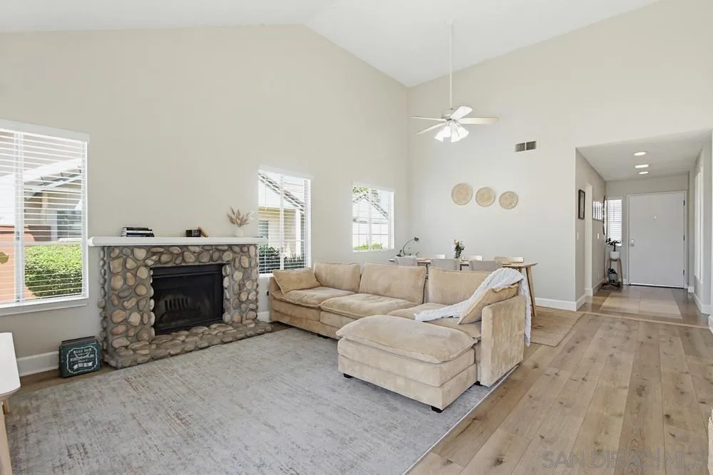 431 Nantucket, Escondido, CA, 92027