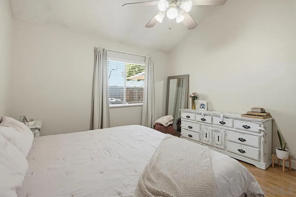 431 Nantucket, Escondido, CA, 92027