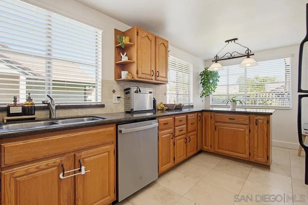 431 Nantucket, Escondido, CA, 92027