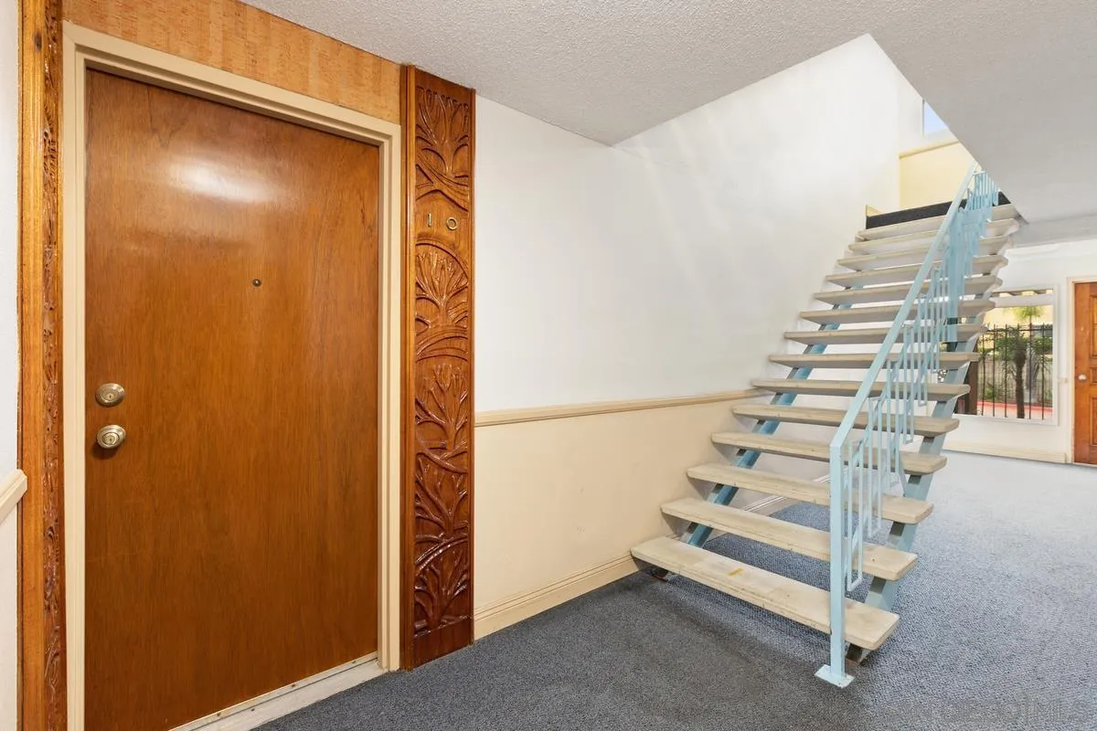 8308 Regents Rd UNIT&nbsp;1o, San Diego, CA, 92122