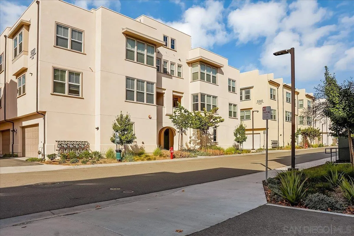 2936 Buena Creek, Vista, CA, 92084