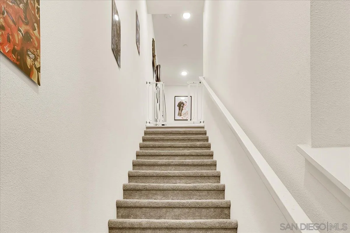 Photo #6: 260009827 Listing: Photo #6