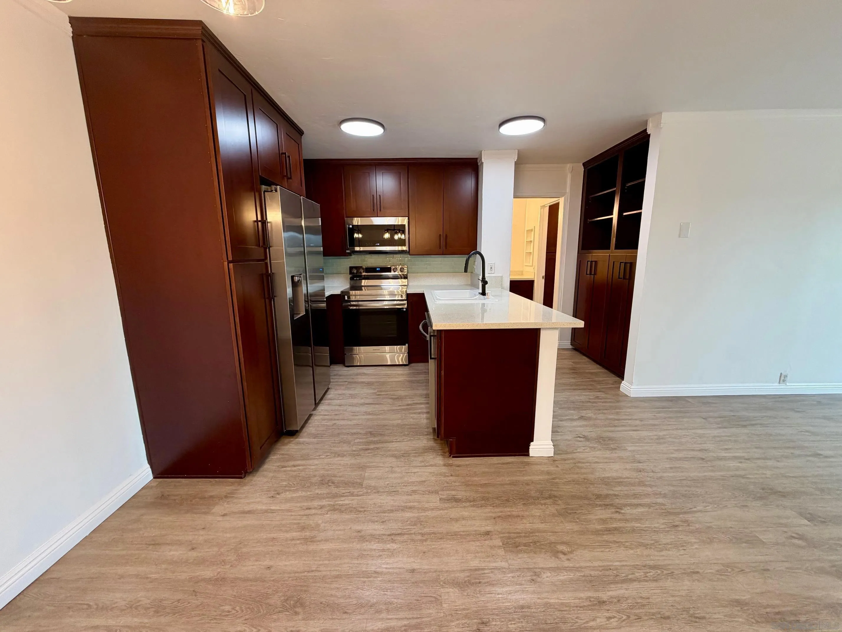Photo #10: 260009828 Listing: Photo #10