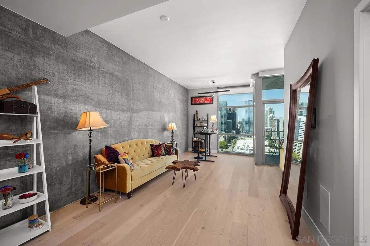 Photo #2: 260009834 Listing: Photo #2