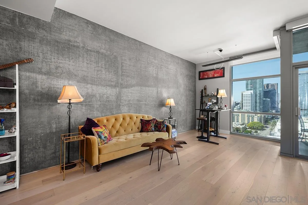 Photo #3: 260009834 Listing: Photo #3