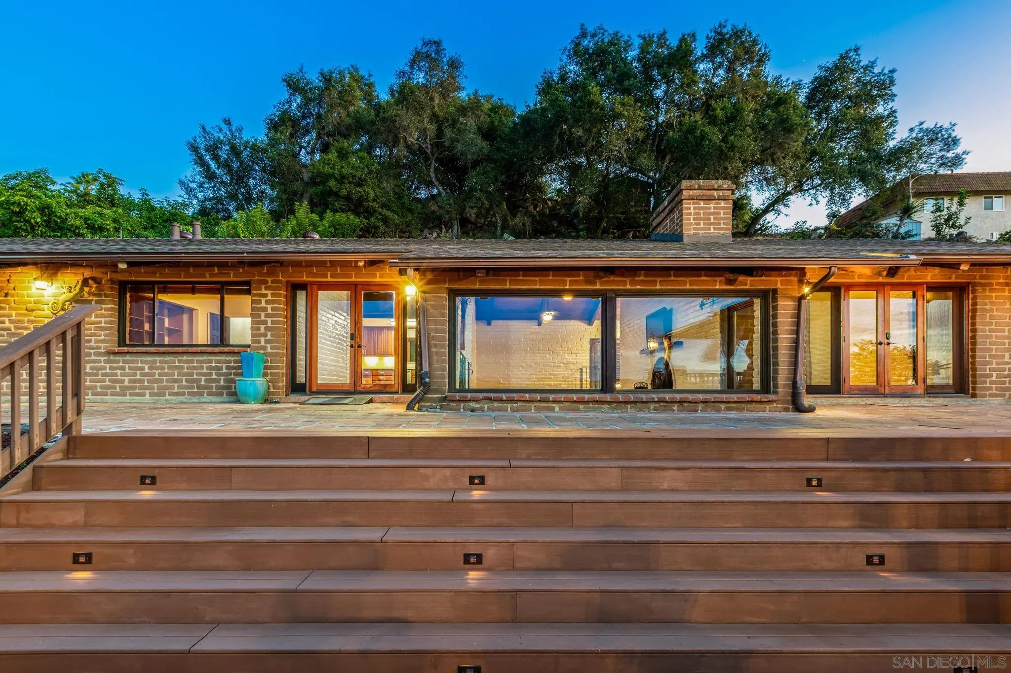 https://cdn.realtyfeed.com/cdn/127/260009838/7efc6579253e6e556327fc0497c6bfa6.webp
