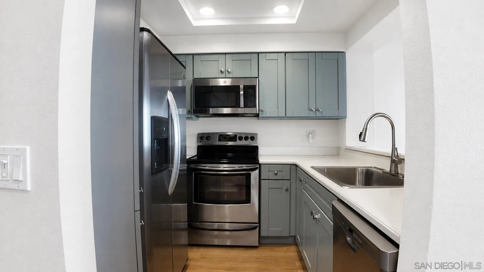 655 Columbia St Unit 313, San Diego, CA 92101 - Main photo, San Diego, CA