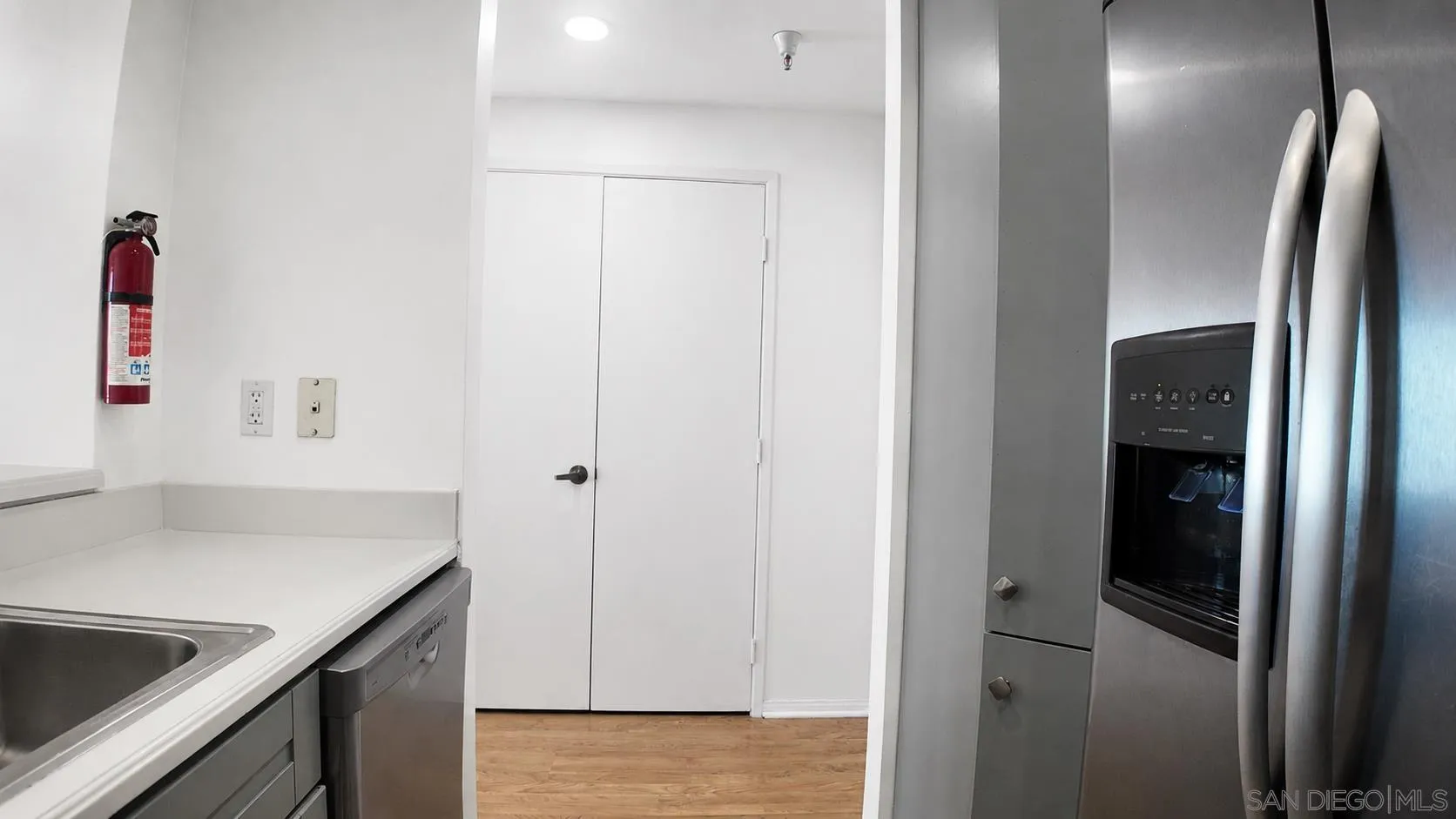 655 Columbia St Unit 313, San Diego, CA 92101 - Photo 5 of 35, San Diego, CA