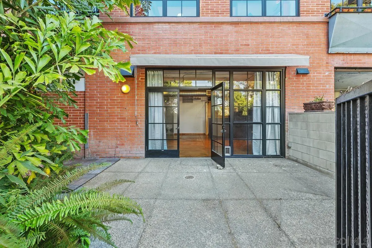 Photo #31: 260009843 Listing: Photo #31