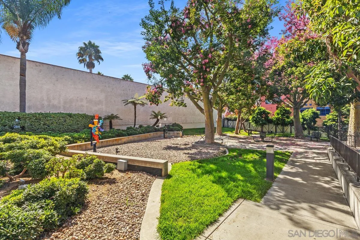 Photo #28: 260009843 Listing: Photo #28