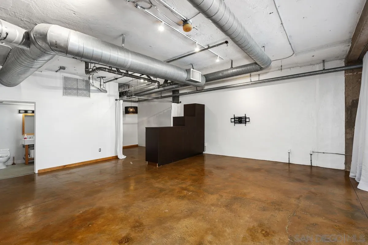 Photo #17: 260009843 Listing: Photo #17