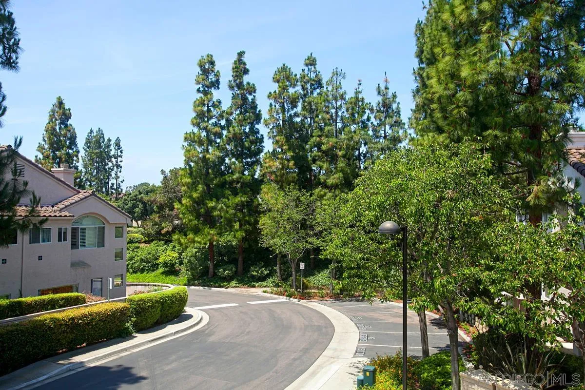 Photo #13: 260009863 Listing: Photo #13