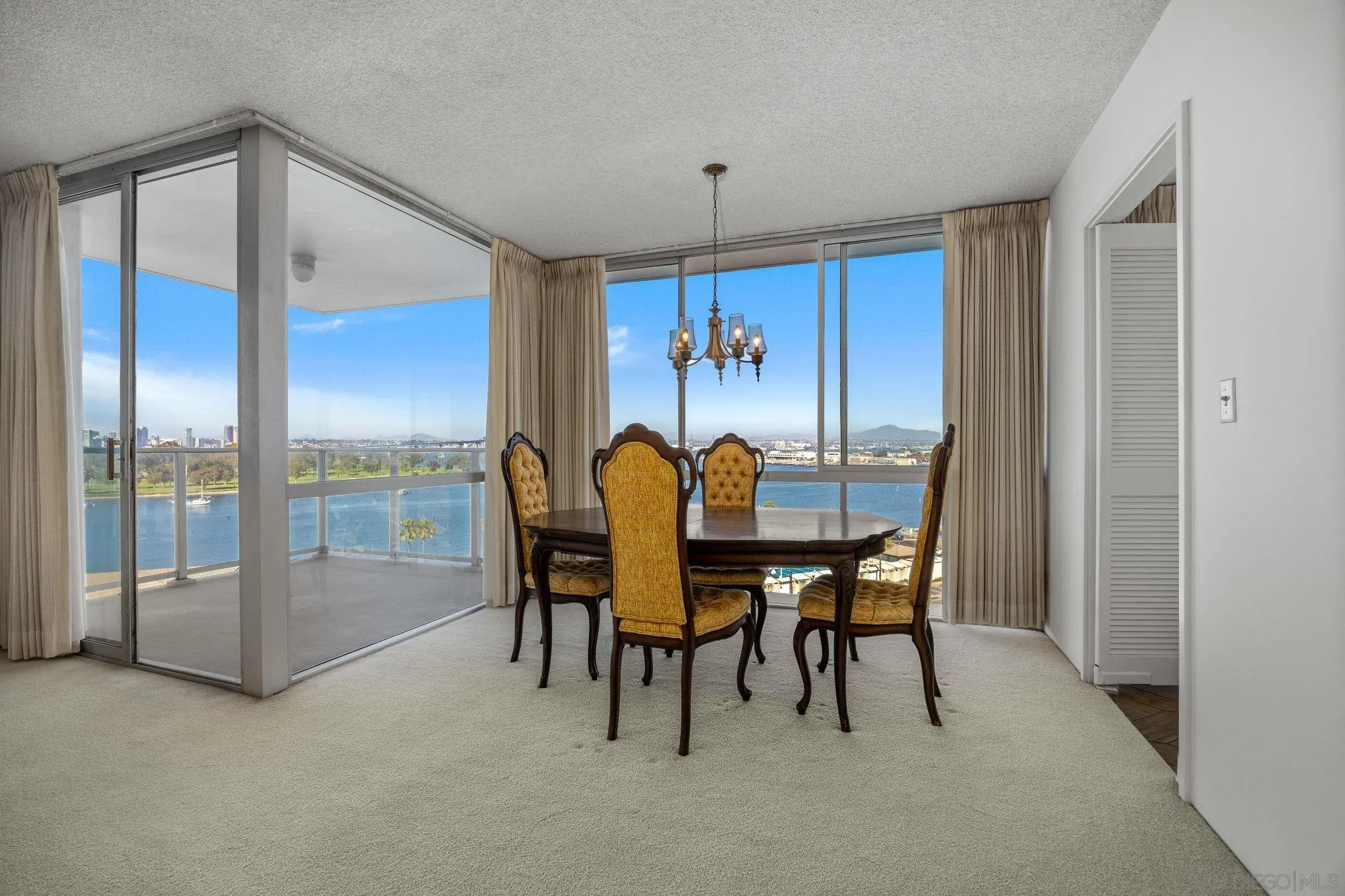https://cdn.realtyfeed.com/cdn/127/260009865/182a6da5b20d164a279204e103c69da6.webp